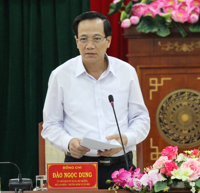 Phú Yên: Cần lưu ý đến đào tạo nghề cho lao động nông thôn - 2 Bộ trưởng Bộ LĐ-TB&XH Đào Ngọc Dung quan tâm đến vấn đề đào tạo nghề cho lao động nông thôn