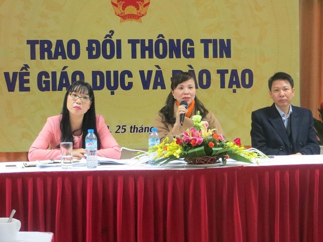 Bằng đại học sẽ không phân biệt chính quy hay tại chức - 1
Bà Nguyễn Kim Phụng (giữa) - Vụ trưởng Vụ Giáo dục đại học - Bộ GD&ĐT.