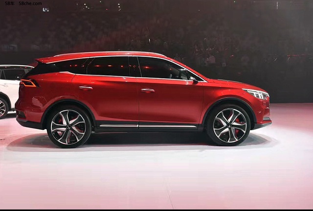 BYD gây chú ý với mẫu Dynasty Concept chạy điện - 5 BYD gây chú ý với mẫu Dynasty Concept chạy điện - 5