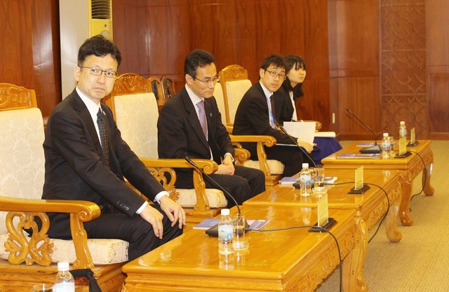 Khánh Hòa "trải thảm đỏ" mời doanh nghiệp Nhật vào đầu tư - 1 Phái đoàn Nhật Bản tại buổi gặp gỡ với tỉnh Khánh Hòa, ngày 1/3 bên lề APEC 2017 đang diễn ra ở TP Nha Trang - Ảnh: Viết Hảo