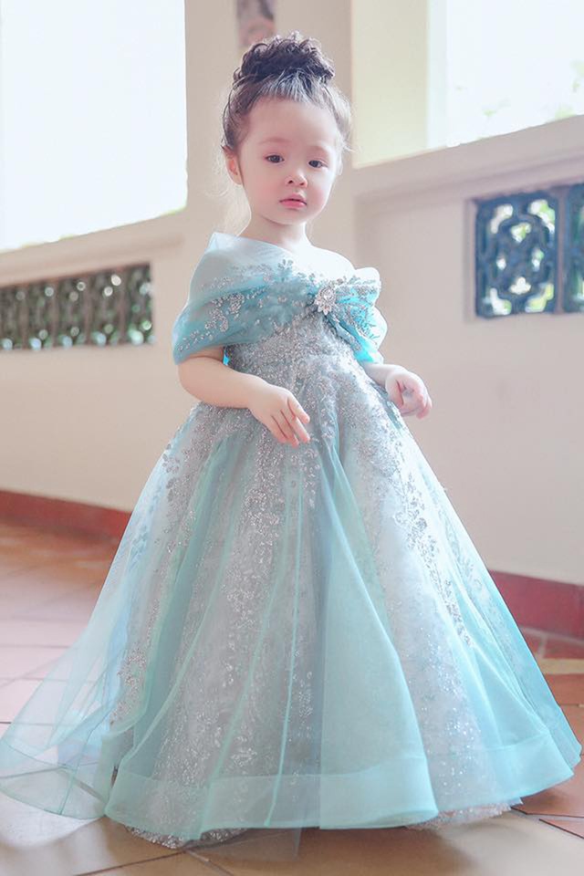 5 thiên thần nhí đáng yêu “khuấy đảo” mạng xã hội - 7 Công chúa Cadie Mộc Trà