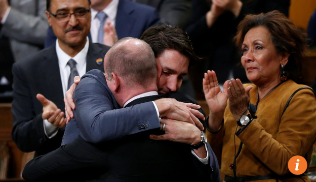 Thủ tướng Canada bật khóc xin lỗi người đồng tính - 2
(Ảnh: Reuters)
