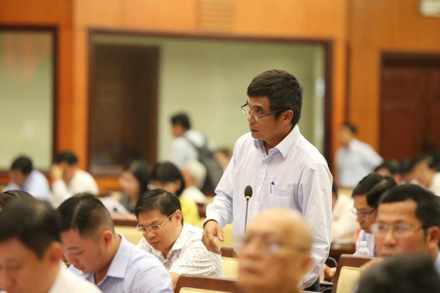 Thu thuế kinh doanh qua mạng: Một cá nhân bị truy thu 8 tỷ đồng - 1 Đại biểu Cao Anh Minh băn khoăn thất thu thuế kinh doanh qua mạng