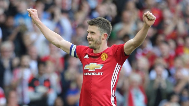 MU chính thức công bố đội trưởng mới thay thế Rooney - 1 Michael Carrick là tân đội trưởng của MU