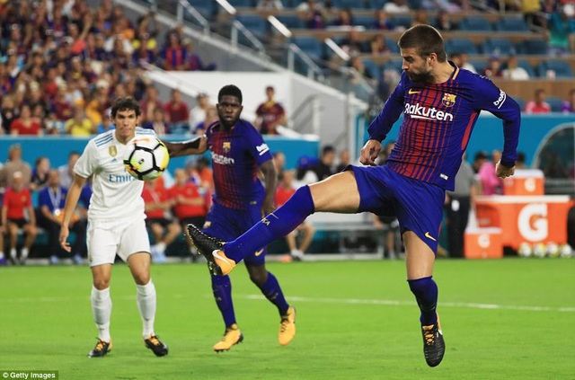 Tương lai nào cho Barcelona nếu Catalonia tách khỏi Tây Ban Nha? - 2
Những cầu thủ như Pique sẽ không còn được thi đấu cho tuyển Tây Ban Nha, nếu như xứ Catalonia độc lập
