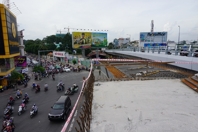 Dự án giải cứu Tân Sơn Nhất bị đình chỉ được phép thi công trở lại - 1 Cầu vượt tại vòng xoay Nguyễn Thái Sơn - Nguyễn Kiệm là dự án cấp bách giải cứu tình trạng kẹt xe cho khu vực sân bay Tân Sơn Nhất