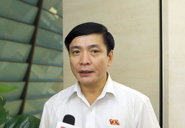 Sắp có 10.000 căn chung cư giá 100 triệu đồng cho công nhân - 1 Ông Bùi Văn Cường – Chủ tịch Tổng Liên đoàn Lao động Việt Nam đã trao đổi với báo chí bên hành lang Quốc hội