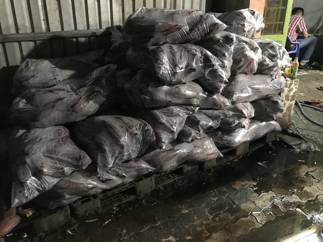 Chuối bào trắng nõn nhờ chất tẩy và hàn the - 2 Số bắp chuối nguyên liệu bị thu giữ