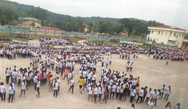 Vụ hơn 6.000 công nhân đình công tại Thanh Hóa: Liên đoàn lao động tỉnh vào cuộc - 2 Hàng nghìn công nhân đồng loạt nghỉ việc