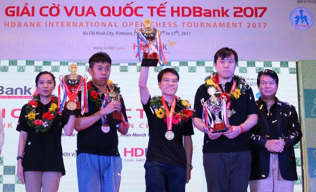 Giải cờ vua quốc tế HDBank: 7 năm chặng đường nâng bước tài năng Việt - 1 Lê Quang Liêm vượt lên trên nhiều cao thủ để vô địch HDBank Cup 2017 là hiện thân cho sự vươn mình của trí tuệ Việt