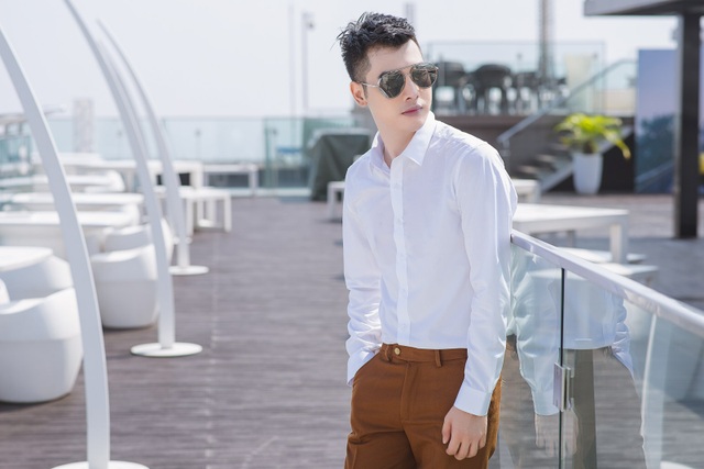 Hot boy Cường Bely nổi tiếng với những bức ảnh giả gái bất ngờ lịch lãm - 3 Hot boy Cường Bely nổi tiếng với những bức ảnh giả gái bất ngờ lịch lãm - 3
