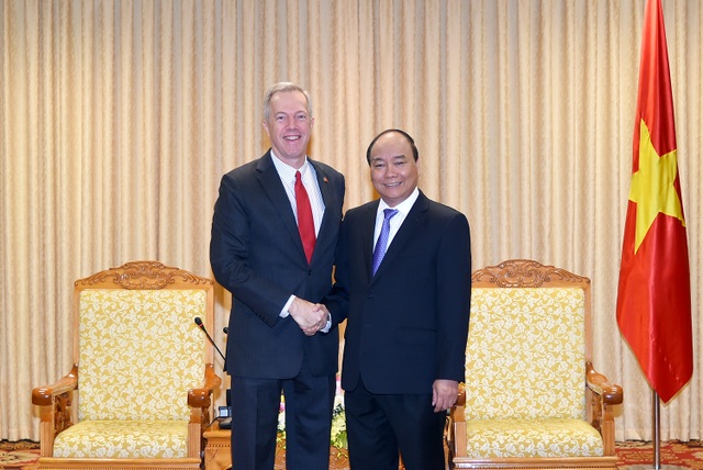Đại sứ Mỹ sẽ ở lại Việt Nam khi kết thúc nhiệm kỳ - 1 Thủ tướng Nguyễn Xuân Phúc tiếp Đại sứ Hoa Kỳ tại Việt Nam Ted Osius sáng 17/10