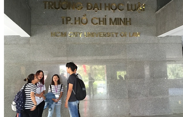 Hơn 2.700 thí sinh mất cơ hội xét tuyển nguyện vọng 1 vào đại học - 1 Sinh viên trường ĐH Luật TP.HCM