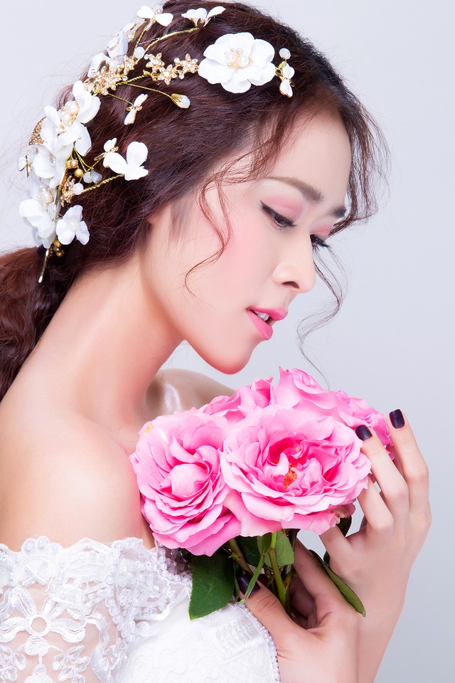Dính tai nạn nhỏ trên phim trường, Diệp Bảo Ngọc tự nhận mình “đàn ông” - 16 Dính tai nạn nhỏ trên phim trường, Diệp Bảo Ngọc tự nhận mình “đàn ông” - 16