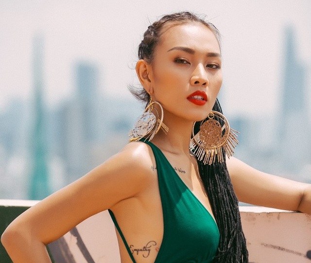 Người mẫu đau lòng khi danh xưng nghề bị lạm dụng bán dâm - 2 Người mẫu Diệu Huyền vô cùng bức xúc khi nghề người mẫu bị đánh đồng với những điều không hay