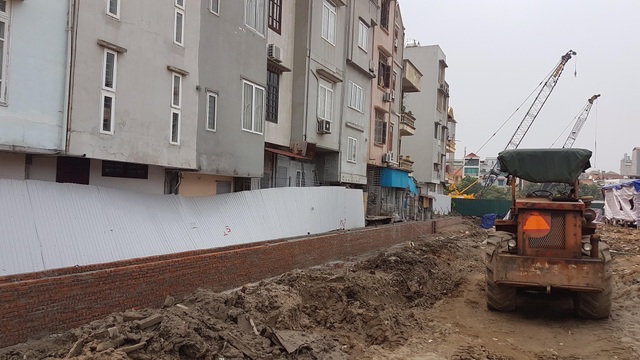 Dự án nhà phố thương mại đầu tiên “khủng” về tiến độ thi công - 2 Dự án nhà phố thương mại đầu tiên “khủng” về tiến độ thi công - 2