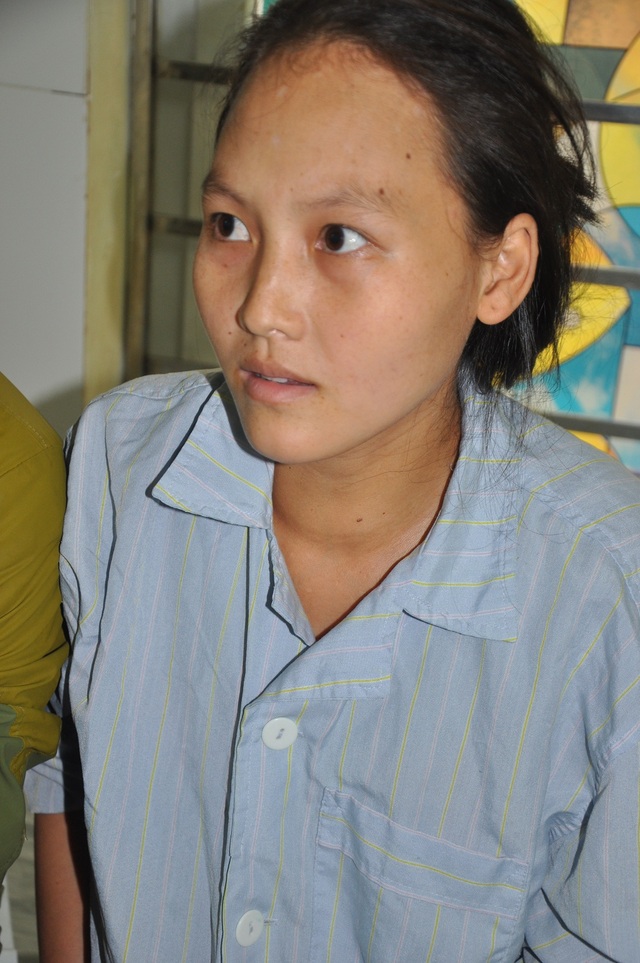 "Nhờ bạn đọc Dân trí giúp đỡ, vợ con em được sống rồi" - 1 Đang mang thai ở tháng thứ 7, Mỵ phát hiện bị tim nặng cần phẫu thuật mới cứu sống được tính mạng của hai mẹ con.