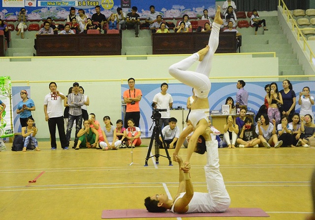 Cặp đôi Yoga nổi tiếng đất Hải Phòng vô địch giải Yoga toàn quốc - 5 Cặp đôi Yoga nổi tiếng đất Hải Phòng vô địch giải Yoga toàn quốc - 5