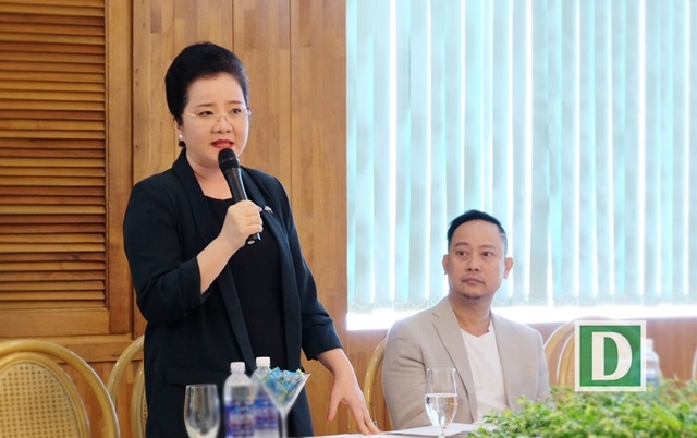 Nên mở rộng đối tượng được đi thi người đẹp quốc tế? - 4 Bà Võ Thị Xuân Trang- hiệu trưởng Trường John Robert Power: Thí sinh đi thi người đẹp chủ yếu chăm chút ngoại hình, chưa chú trọng bồi dưỡng vẻ đẹp nội tâm