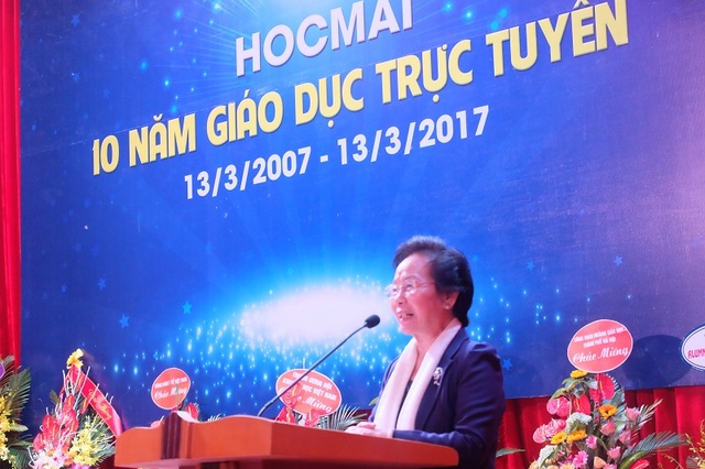 Chủ tịch Hội Khuyến học VN Nguyễn Thị Doan ủng hộ phương pháp học trực tuyến - 1
Chủ tịch Hội Khuyến học Việt Nam Nguyễn Thị Doan, phát biểu tại buổi lễ
