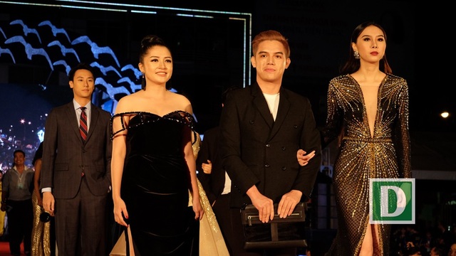 Phó Thủ tướng Vũ Đức Đam chúc tình yêu nghệ thuật thứ 7 mãi thăng hoa - 11 Phó Thủ tướng Vũ Đức Đam chúc tình yêu nghệ thuật thứ 7 mãi thăng hoa - 11