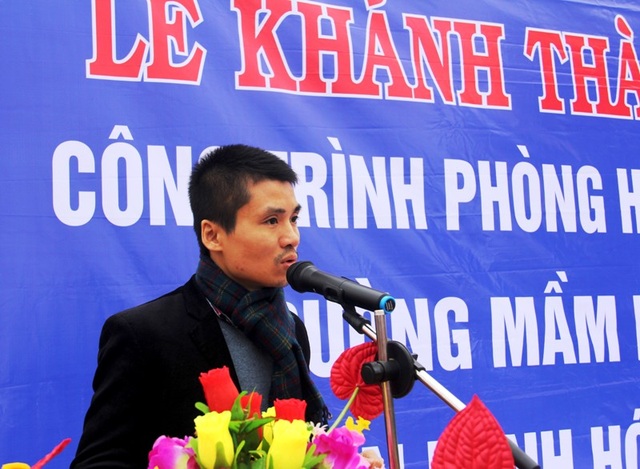 Khánh thành công trình phòng học Dân trí thứ 10 tại điểm trường bản Sy - 5 Nhà báo Phạm Tuấn Anh, Phó Tổng biên tập Báo Dân trí phát biểu tại buổi Lễ khánh thành phòng học Dân trí tại bản Sy