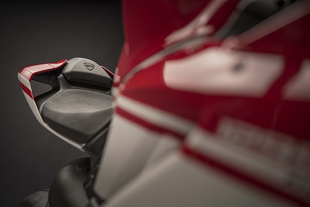 Ducati 1299 Panigale S Anniversario - Dấu ấn 90 năm - 8 Ducati 1299 Panigale S Anniversario - Dấu ấn 90 năm - 8