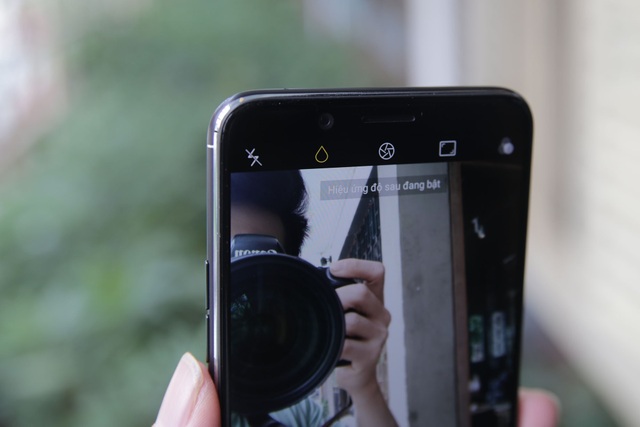 Đánh giá Oppo F5: Đem xu hướng công nghệ mới màn hình tràn và selfie A.I vào sản phẩm - 4 Đánh giá Oppo F5: Đem xu hướng công nghệ mới màn hình tràn và selfie A.I vào sản phẩm - 4
