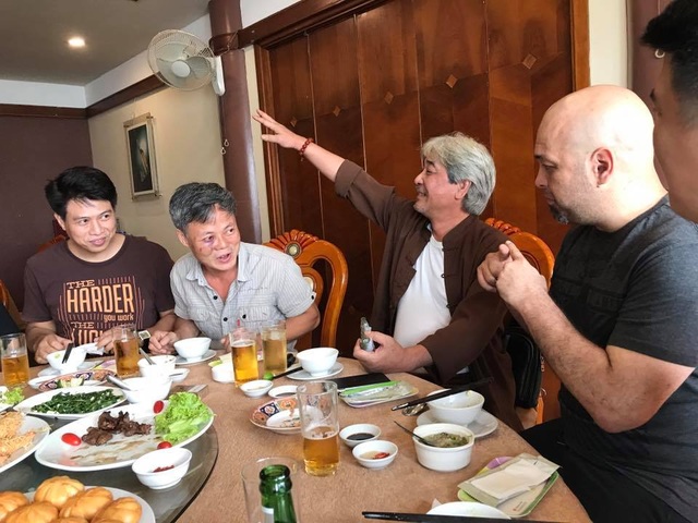 Pierre Flores: “Ông Huỳnh Tuấn Kiệt chưa nhận lời thách đấu của tôi” - 1
Cao thủ Flores ở lại Việt Nam để chờ đấu võ sư Huỳnh Tuấn Kiệt