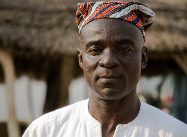 Những cỗ máy đánh bạc "ăn mòn" nông thôn Ghana - 3
Ubor Dawuni Wumbe - trưởng làng Bunbong. (Nguồn: For The Times)