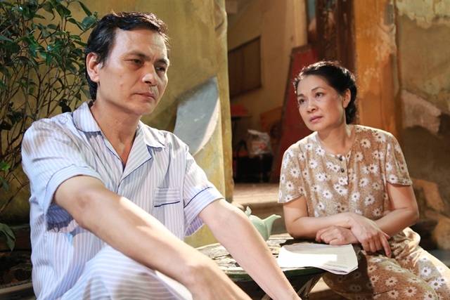 “Mẹ chồng” Lan Hương bỗng nhiên đi tu trong phim mới - 3 Một cảnh của nghệ sỹ Minh Phương và Thanh Chi trong phim.