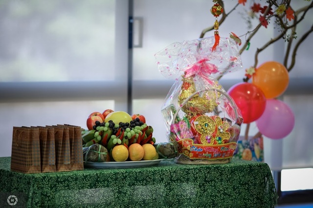 “Xuân 3 miền” vào thời khắc Giao thừa của DHS Việt tại Adelaide - 2
Mâm ngũ quả do chính tay du học sinh chuẩn bị.