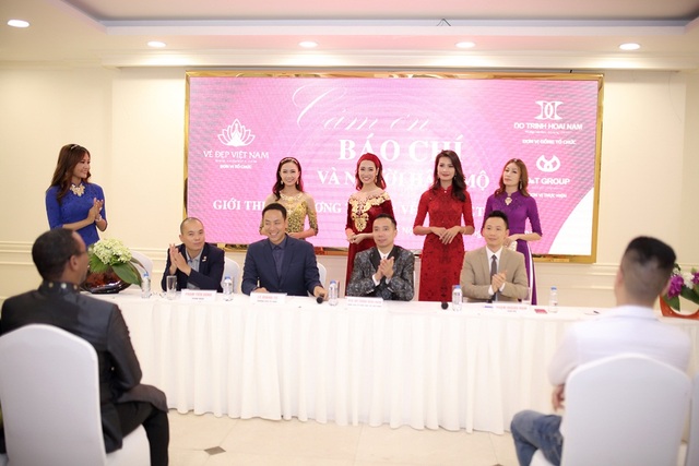 Khánh Thi vô tư kể chuyện “tình cũ” tặng quà trăm triệu trước mặt vợ Chí Anh - 4 Một số mẫu thiết kế được giới thiệu sẽ trình diễn trong đêm Vẻ đẹp Việt Nam 3 - Vươn ra biển lớn.