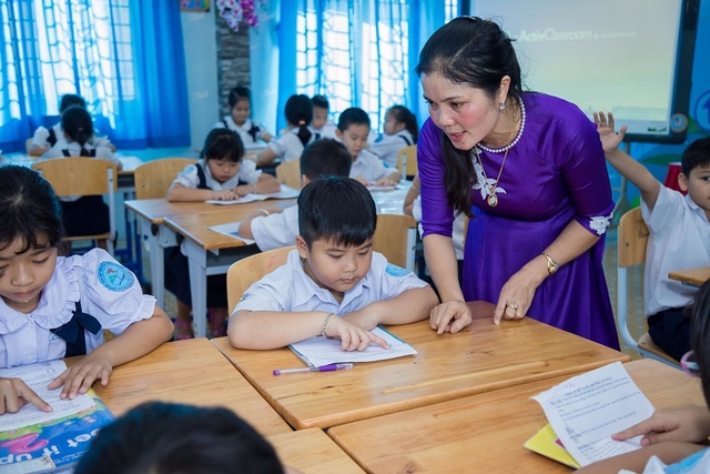 Ban hành chuẩn giáo viên: Rằng cần thì thật là cần.... - 1 Sắp tới, Bộ GD-ĐT sẽ ban hành bộ chuẩn giáo viên, cán bộ quản lý, giảng viên sư phạm