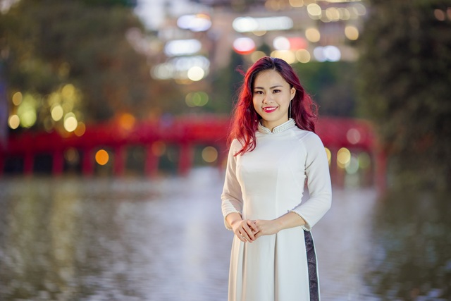 Thu Hà dịu dàng với áo dài - 3 Thu Hà dịu dàng với áo dài - 3