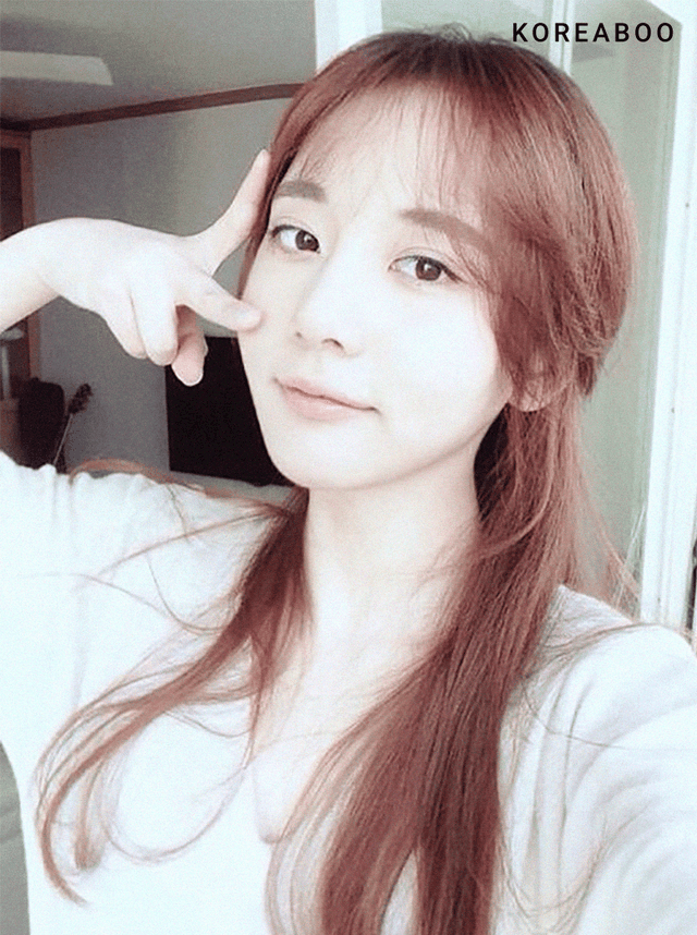 T.O.P sẽ bị phạt thế nào vì sử dụng cần sa trái phép? - 2
Han Seo Hee, 22 tuổi, chính là cô gái bị bắt vì sử dụng cần sa trái phép cùng T.O.P.