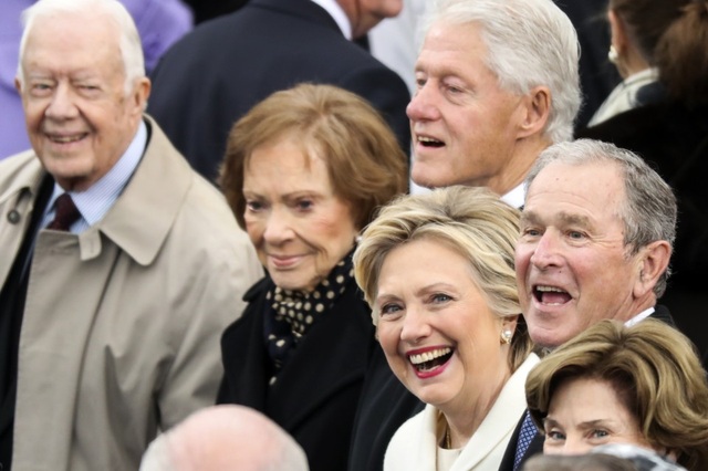 Ông Donald Trump tuyên thệ nhậm chức, trở thành tổng thống thứ 45 của Mỹ - 16
(Ảnh: Washington Post)
