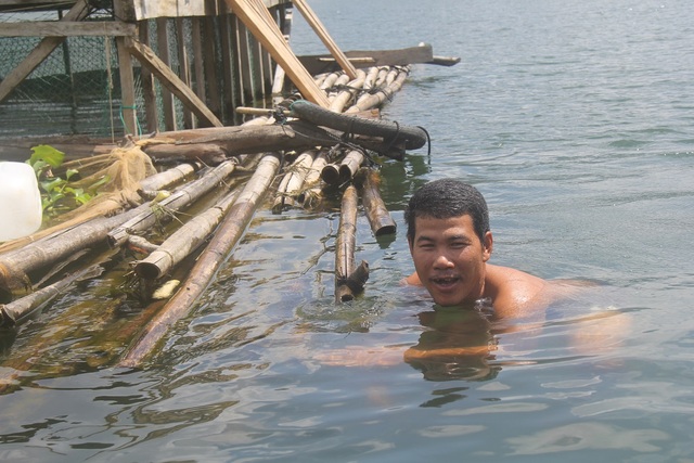 Phận mưu sinh "bán mạng" của những thợ lặn hồ thủy điện - 2 Đã hơn 5 lần anh Đô chứng kiến “đồng nghiệp” phải bỏ mạng vì cái nghề bạc bẽo này