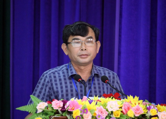 Phú Yên: Thiếu học sinh nhưng lại thừa giáo viên - 2 Ông Nguyễn Tấn Chân, Chủ tịch UBND huyện Tây Hòa nói về việc cắt giảm 130 biên chế và 51 giáo viên hợp đồng.