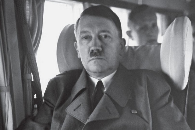 
Trùm phát xít Adolf Hitler (Ảnh: Rochus Misch/Mediadrumworld.com)
