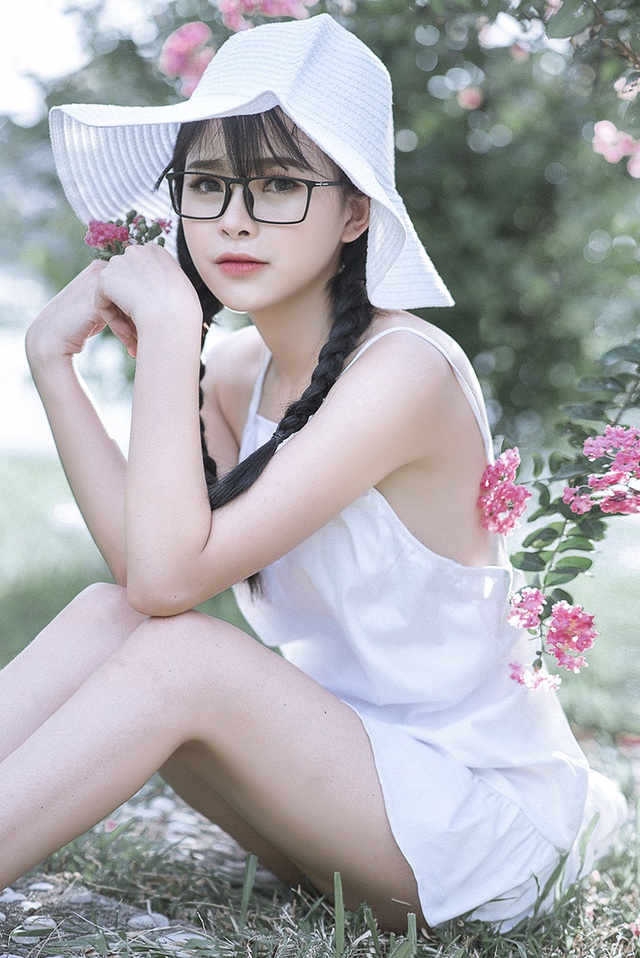 Thiếu nữ Tuyên Quang cuốn hút bên giàn hoa tường vi - 10 Thiếu nữ Tuyên Quang cuốn hút bên giàn hoa tường vi - 10