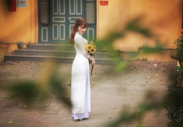 Hoa khôi trường Dược đẹp tinh khôi ngày chia tay mái trường - 4 Nữ sinh quê Thái Bình cho biết cô có kết quả học tập đạt loại Khá.