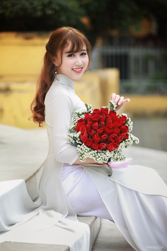 Hoa khôi trường Dược đẹp tinh khôi ngày chia tay mái trường - 9 Hoa khôi trường Dược đẹp tinh khôi ngày chia tay mái trường - 9