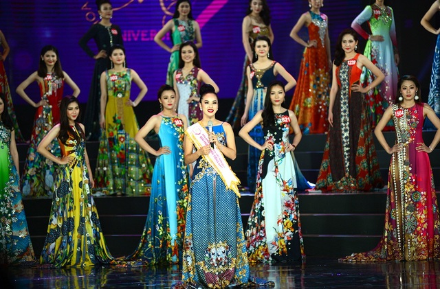 Bất ngờ nữ sinh miền Tây trở thành Hoa khôi Sinh viên Việt Nam 2017 - 4 Bất ngờ nữ sinh miền Tây trở thành Hoa khôi Sinh viên Việt Nam 2017 - 4