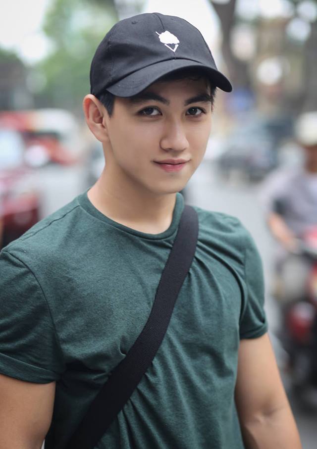 “Hot boy” Kinh tế đẹp trai, hát hay, đàn giỏi được nhiều cô gái thầm mến - 11 Một số hình ảnh khác của hot boy Ngọc Lâm