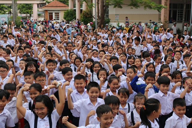 Ngăn ngừa nguy cơ hình thành bệnh không lây nhiễm - 1 Hoạt động nói chuyện chuyên đề về dinh dưỡng và vận động tại các trường học do Friesland Campina phối hợp cùng Hội Chữ Thập Đỏ đang được lan rộng.