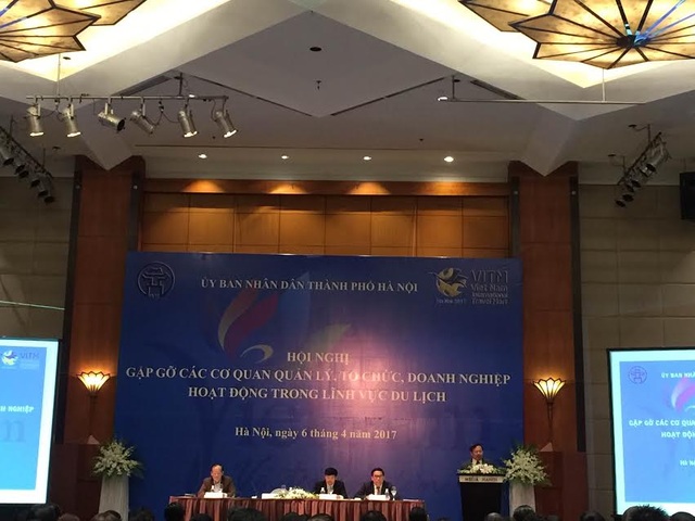 Hà Nội lắng nghe ý kiến đóng góp, tháo gỡ khó khăn để phát triển du lịch - 2 Hình ảnh bên trong hội nghị