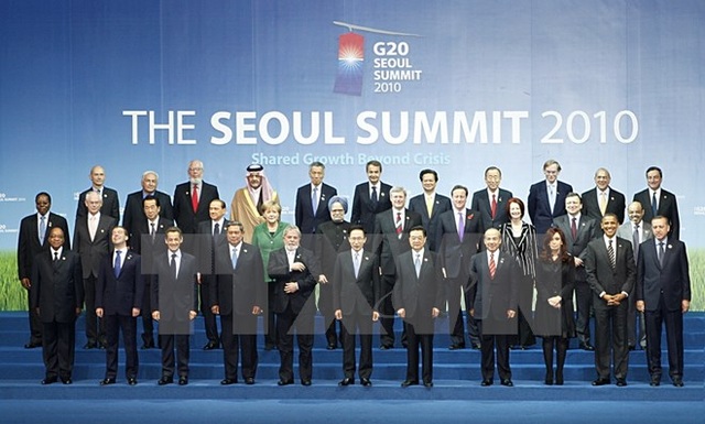 Việt Nam được mời tham dự Hội nghị Thượng đỉnh G20 tại Đức - 1
Tháng 11/2010, Thủ tướng Chính phủ Việt Nam khi đó là ông Nguyễn Tấn Dũng dự Lễ khai mạc Hội nghị Cấp cao G20 tại Seoul (Hàn Quốc). (Ảnh: Đức Tám/TTXVN)