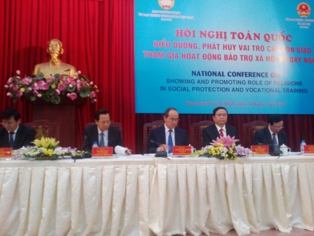 Khen thưởng 20 cơ sở bảo trợ xã hội, dạy nghề thuộc tôn giáo - 1 Ủy ban Trung ương Mặt trận Tổ quốc VN chủ trì hội nghị