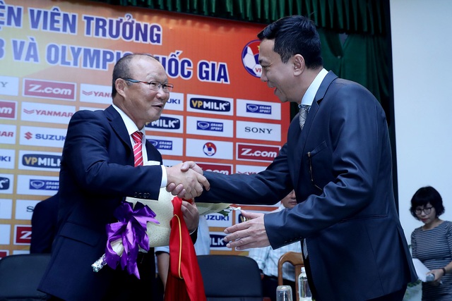 Mục tiêu mơ hồ của HLV Park Hang Seo với bóng đá Việt Nam - 1
Mục tiêu vào top 100 thế giới mà HLV Park Hang Seo nhắm đến cùng đội tuyển Việt Nam kỳ thực là mục tiêu khá mơ hồ - Ảnh: Gia Hưng